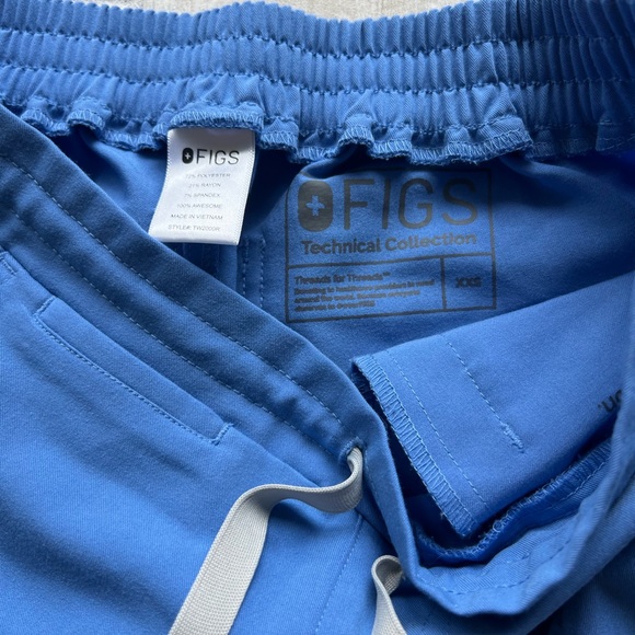 💙FIGS CEIL BLUE XXS BUNDLE💙 - Picture 3 of 5